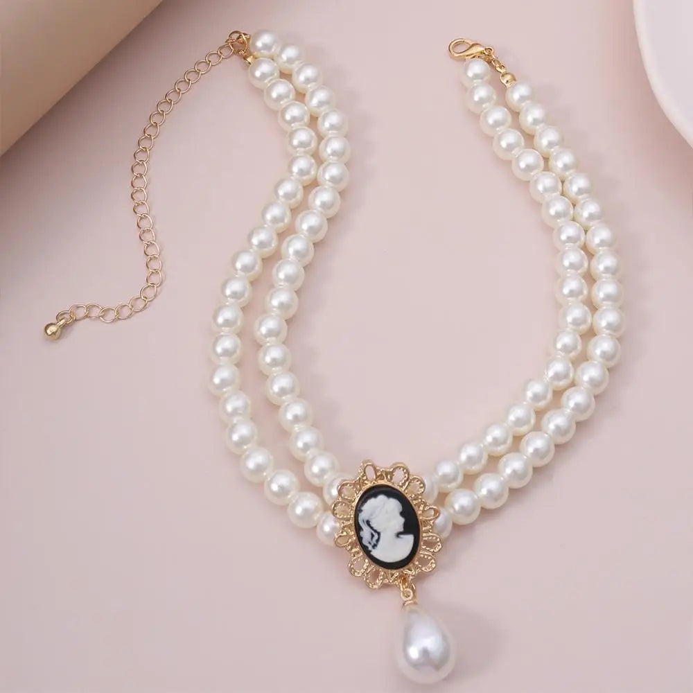 Layered Short Imitation Pearl Choker Necklace for Women White Beads Necklaces Wedding Jewelry on Neck Lady Pearl Choker Collar